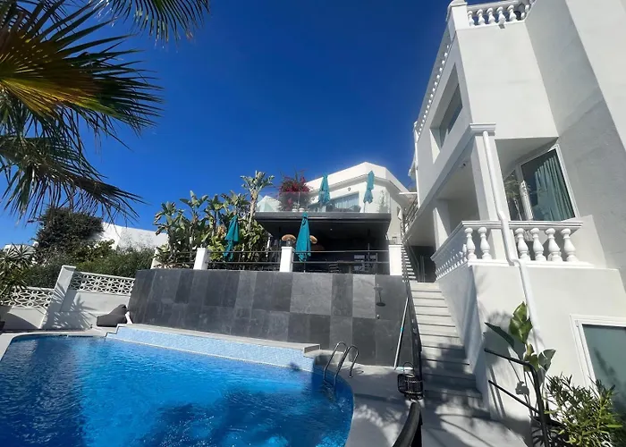 Bluehill 4* Sitges